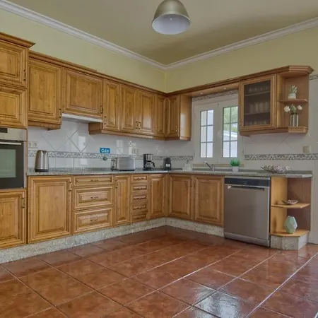 8-bed In Vilamoura-sleeps-playground-pool