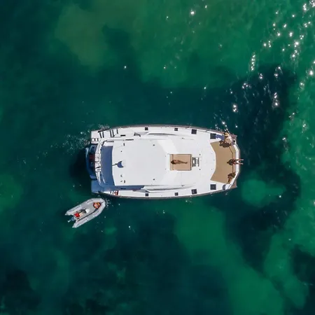 8-bed In Vilamoura-sleeps-playground-pool *