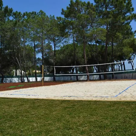 8-bed In Vilamoura-sleeps-playground-pool * 维拉摩拉